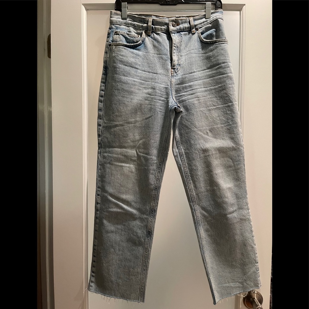 Gently worn ASOS straight leg jeans☀️